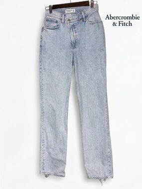 Abercrombie & Fitch The '90s Straight Ultra High Rise Curve Love Jeans size 26